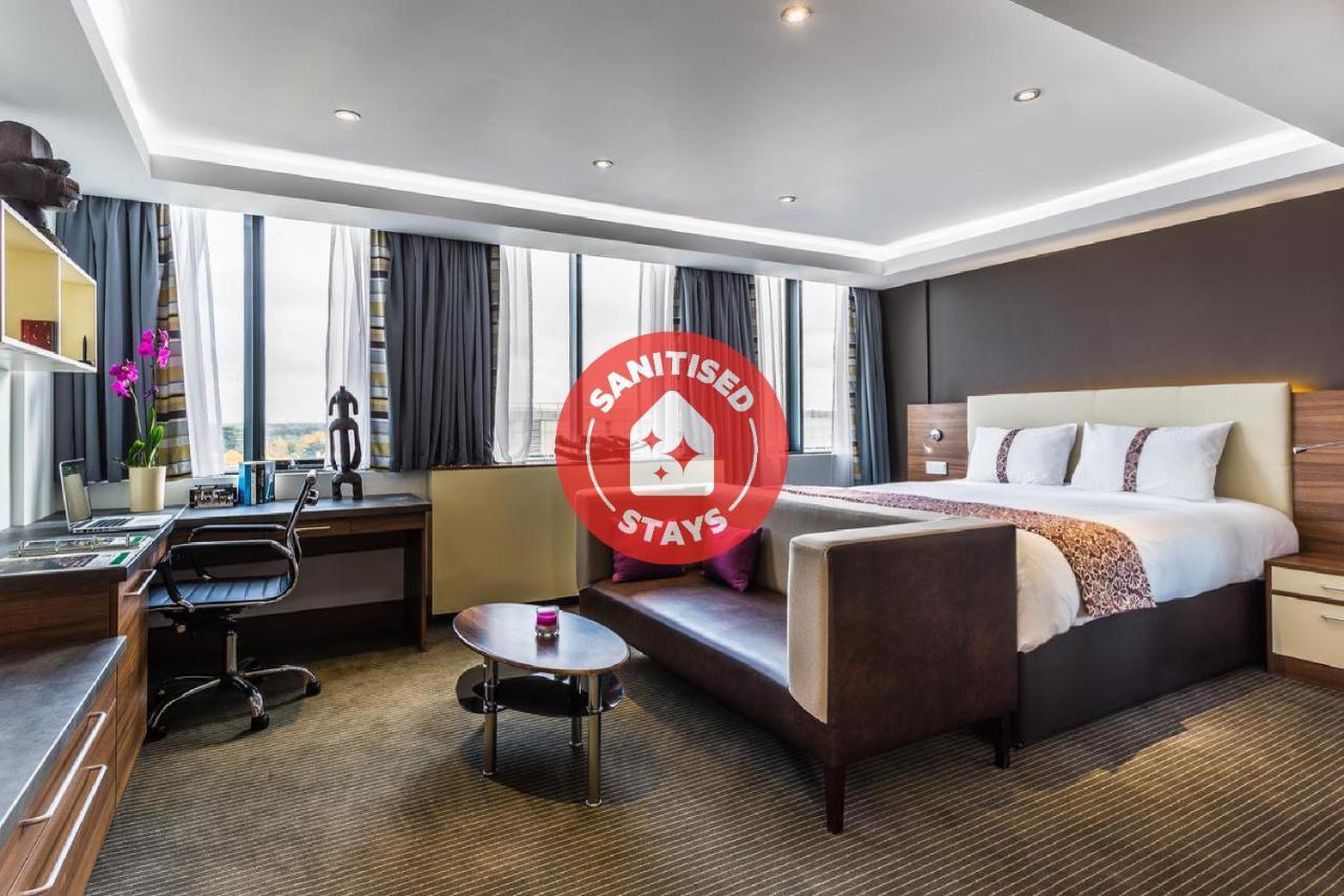 Livin' Serviced Apartments Watford  Ngoại thất bức ảnh