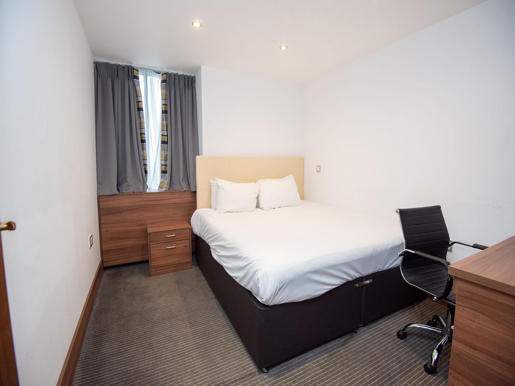 Livin' Serviced Apartments Watford  Ngoại thất bức ảnh