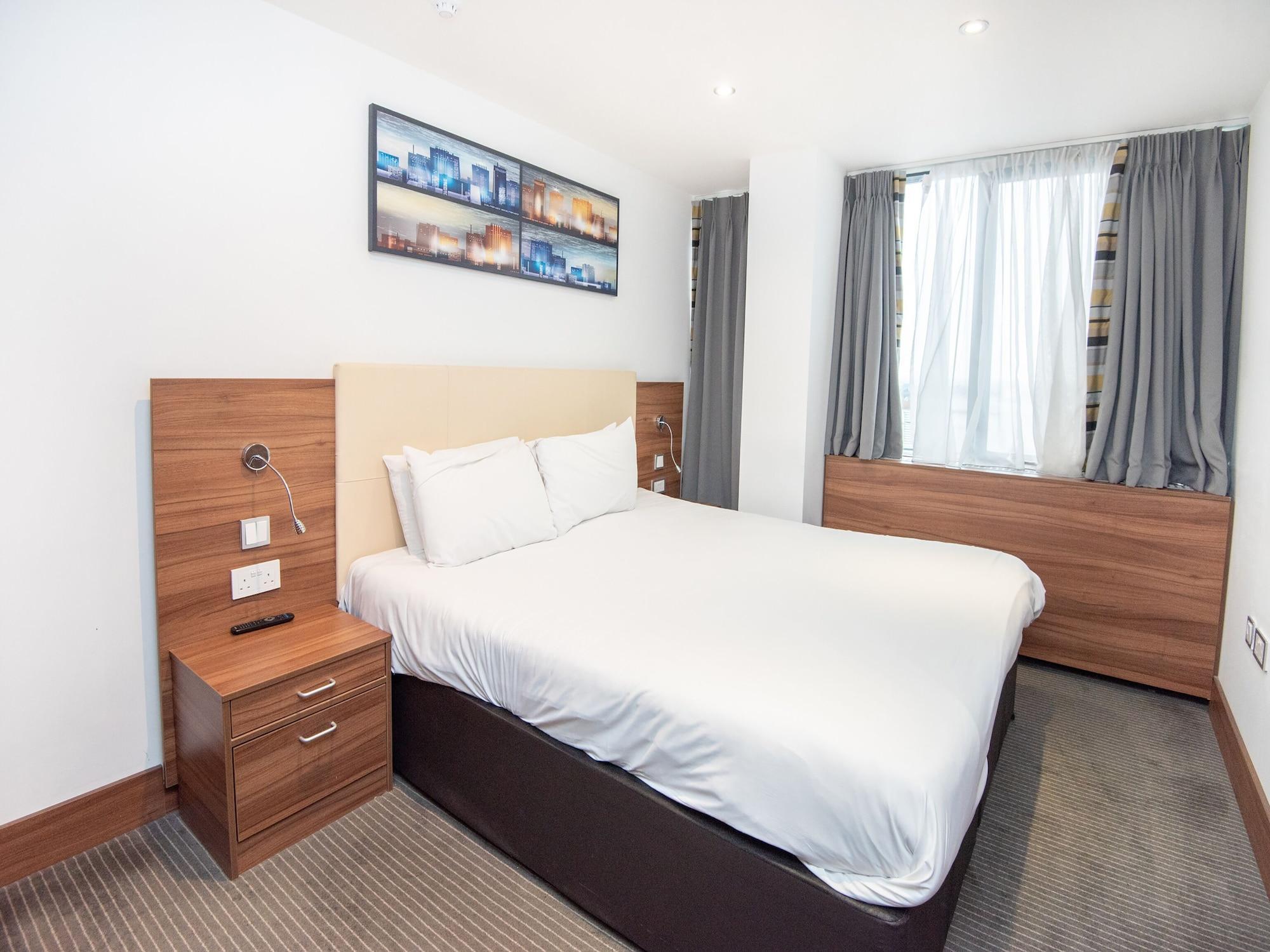 Livin' Serviced Apartments Watford  Ngoại thất bức ảnh