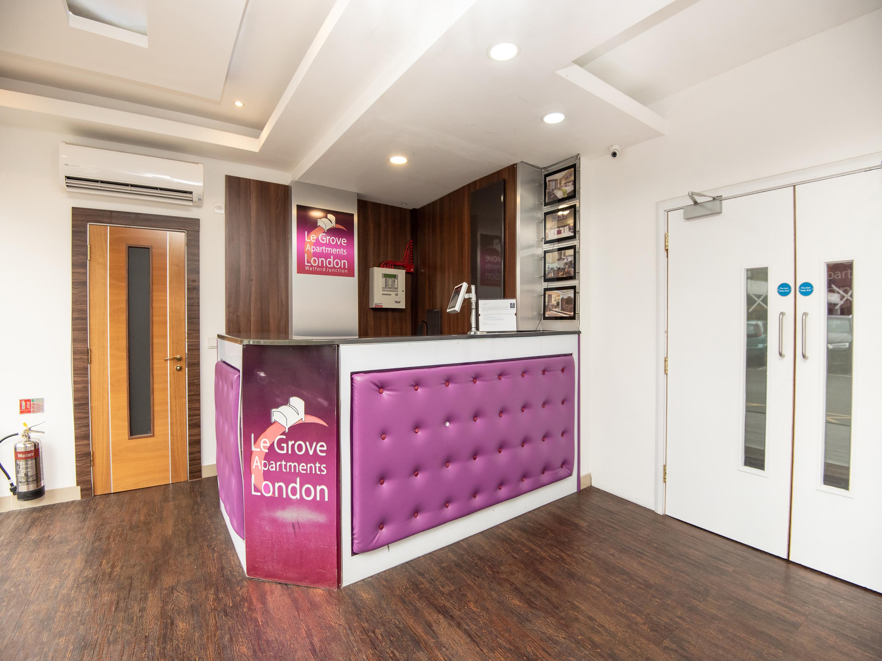Livin' Serviced Apartments Watford  Ngoại thất bức ảnh