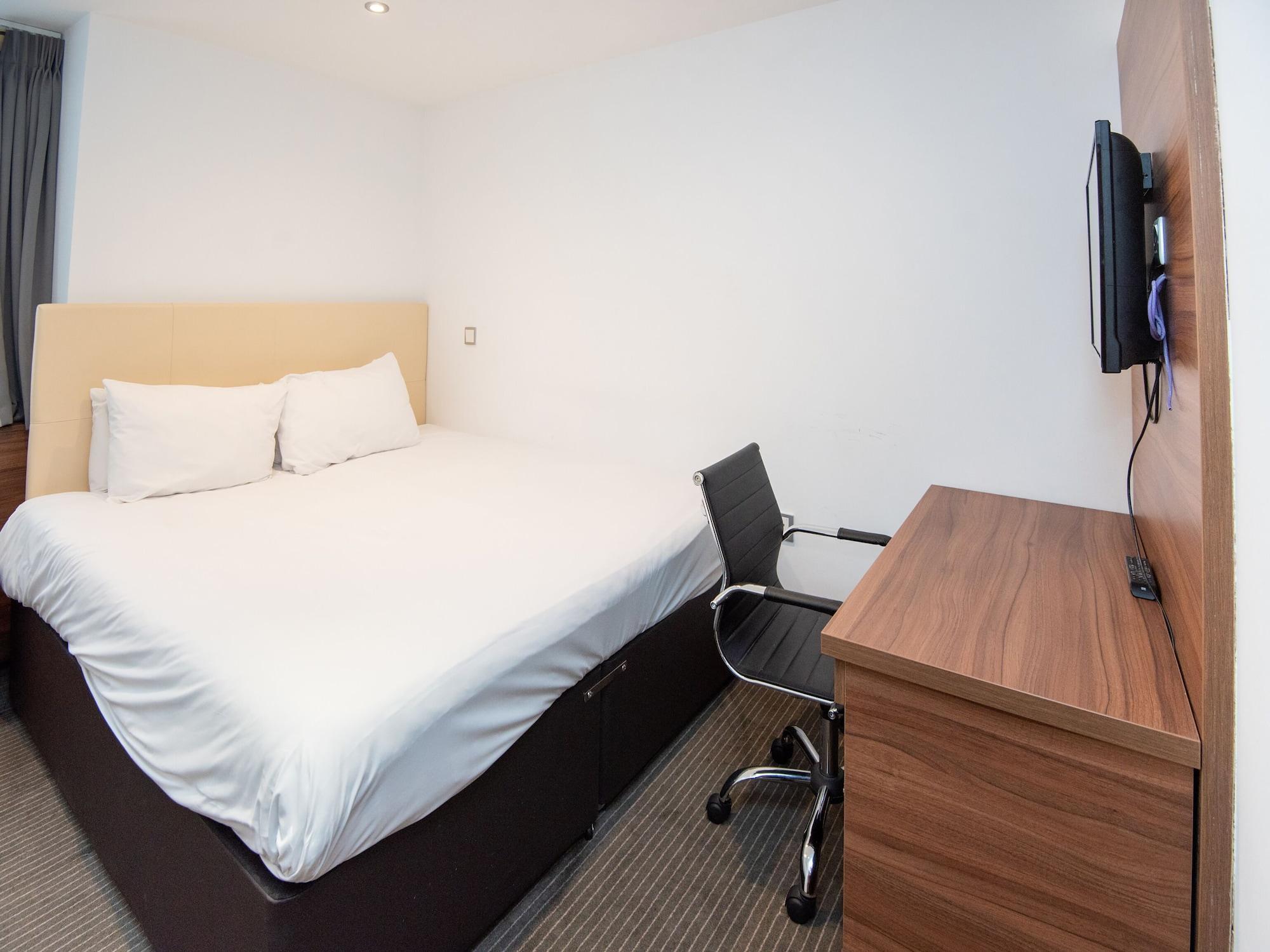 Livin' Serviced Apartments Watford  Ngoại thất bức ảnh